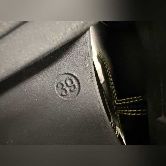 Ganni Yellow Stitch Cleated High Chelsea Boots Size 39 Tall Boots - Picture 15 of 16